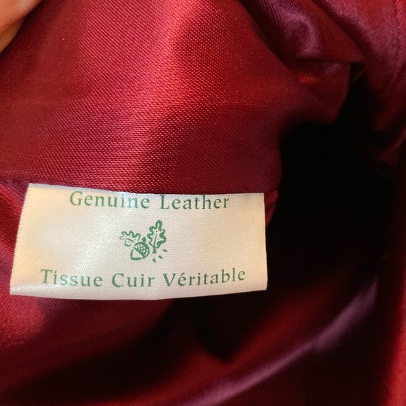 Daniers cranberry colour suede suit - Picture 3 of 6